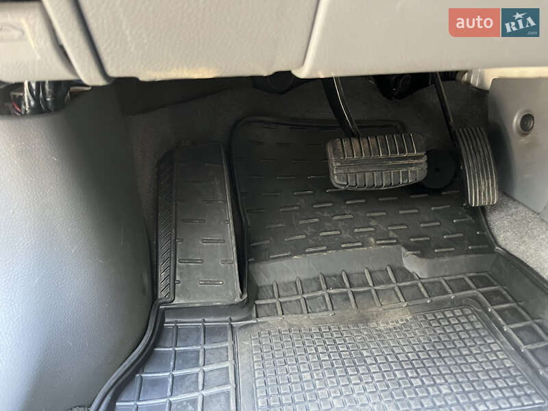 Седан Mitsubishi Lancer 2004 в Одесі