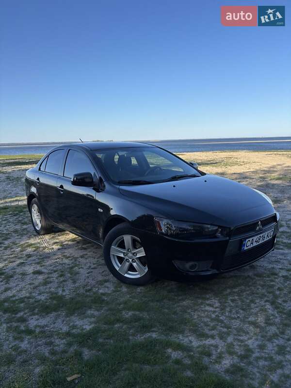 Mitsubishi Lancer 2011