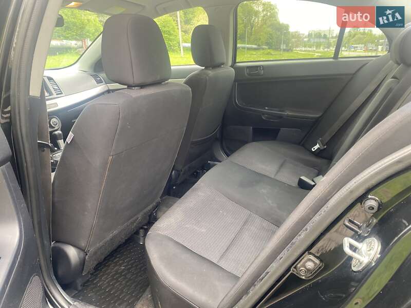 Седан Mitsubishi Lancer 2008 в Львові