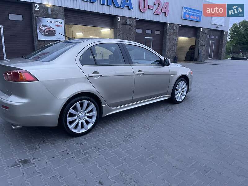 Седан Mitsubishi Lancer 2008 в Луцьку