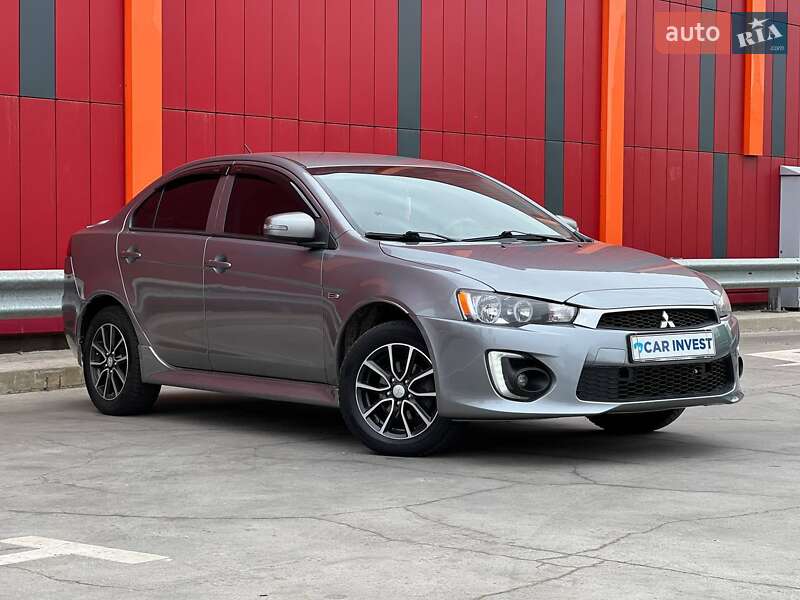 Mitsubishi Lancer 2016