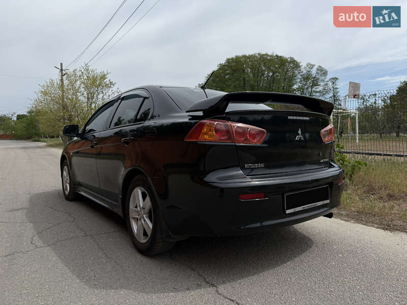 Седан Mitsubishi Lancer 2008 в Днепре