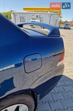 Седан Mitsubishi Lancer 2004 в 