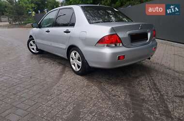 Седан Mitsubishi Lancer 2005 в Хмельницком
