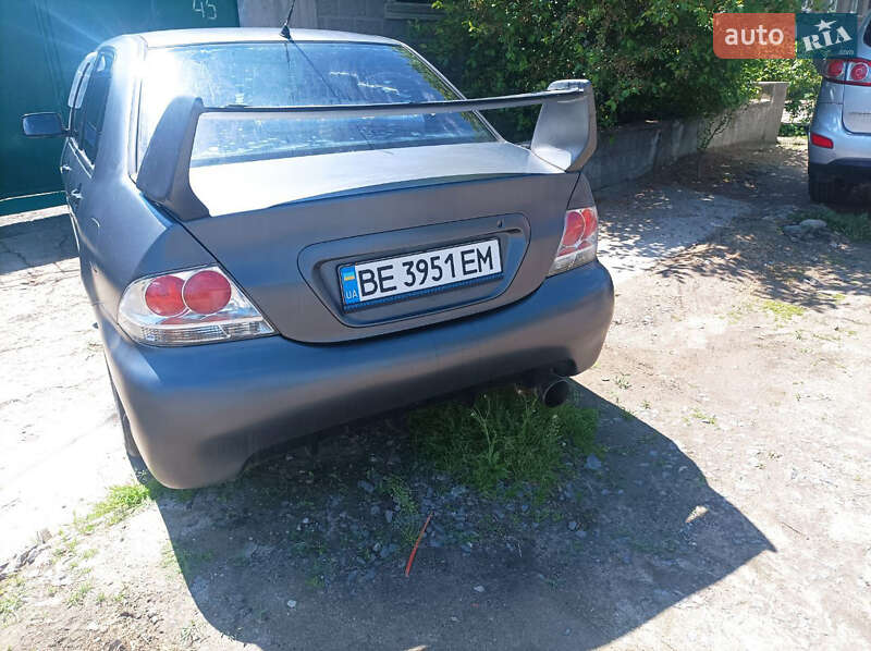 Седан Mitsubishi Lancer 2006 в Николаеве