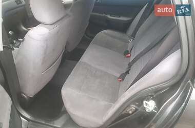 Универсал Mitsubishi Lancer 2004 в 