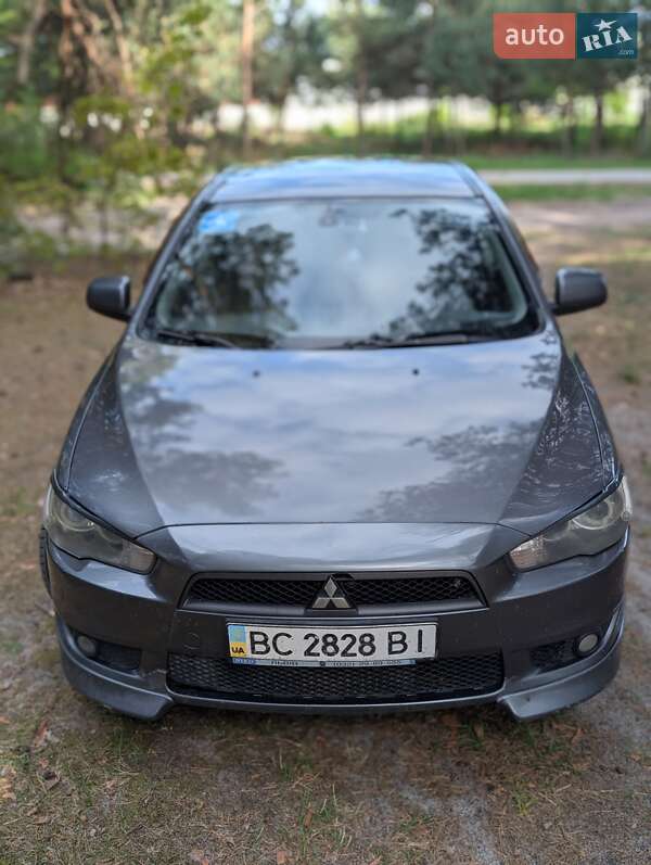 Седан Mitsubishi Lancer 2007 в Рава-Русской