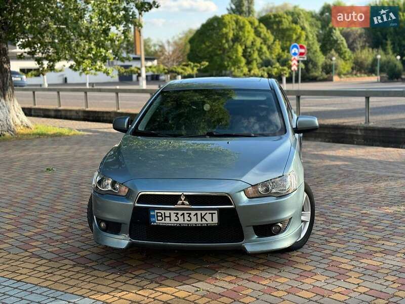 Седан Mitsubishi Lancer 2008 в Сараті