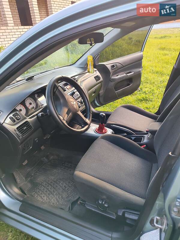 Седан Mitsubishi Lancer 2008 в Полтаві