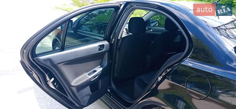 Хетчбек Mitsubishi Lancer 2008 в Львові