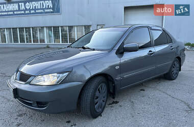 Седан Mitsubishi Lancer 2006 в Днепре