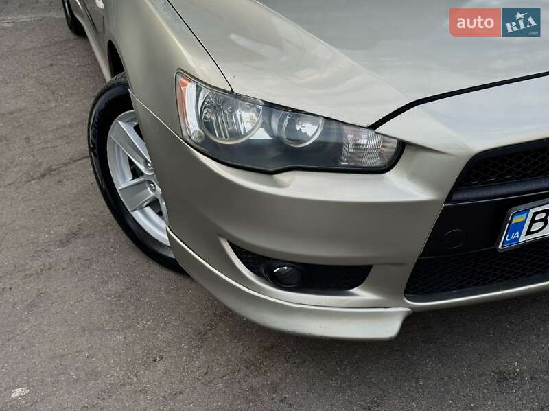 Седан Mitsubishi Lancer 2007 в Києві