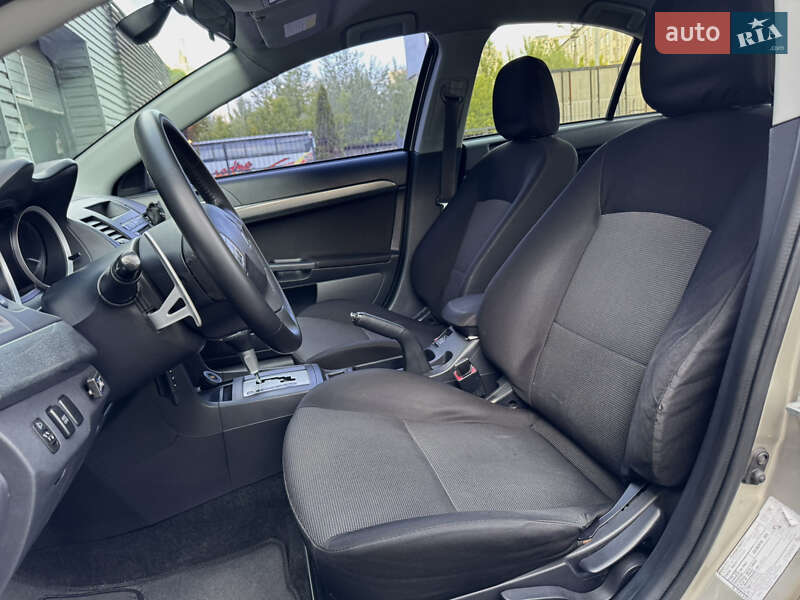 Седан Mitsubishi Lancer 2007 в Києві