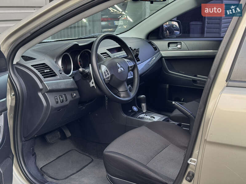 Седан Mitsubishi Lancer 2007 в Києві