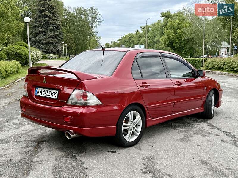 Седан Mitsubishi Lancer 2007 в Киеве