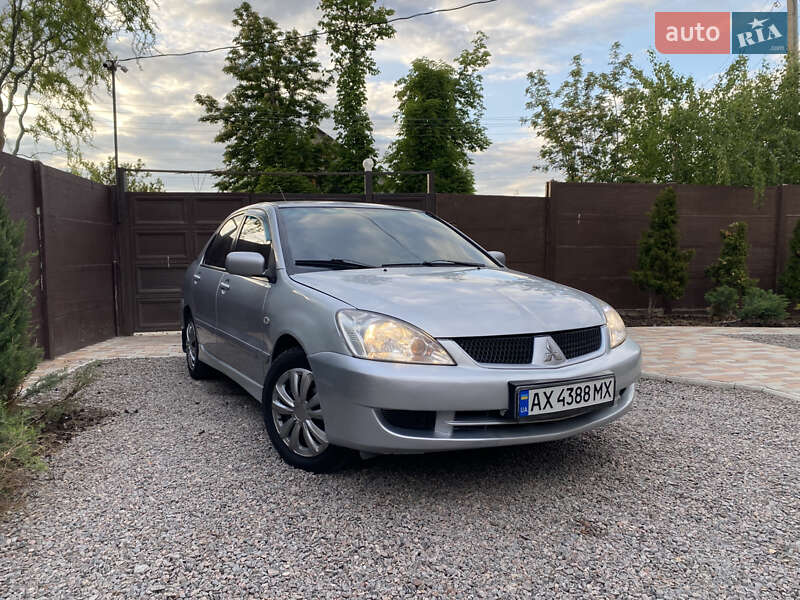 Mitsubishi Lancer 2004