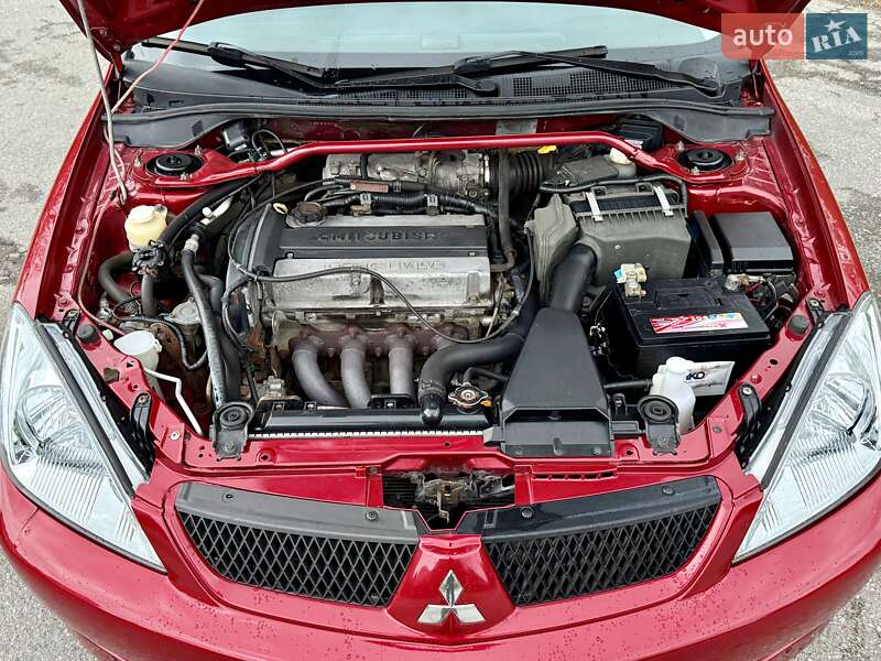 Седан Mitsubishi Lancer 2007 в Киеве