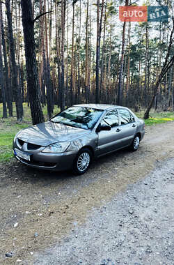 Седан Mitsubishi Lancer 2004 в 