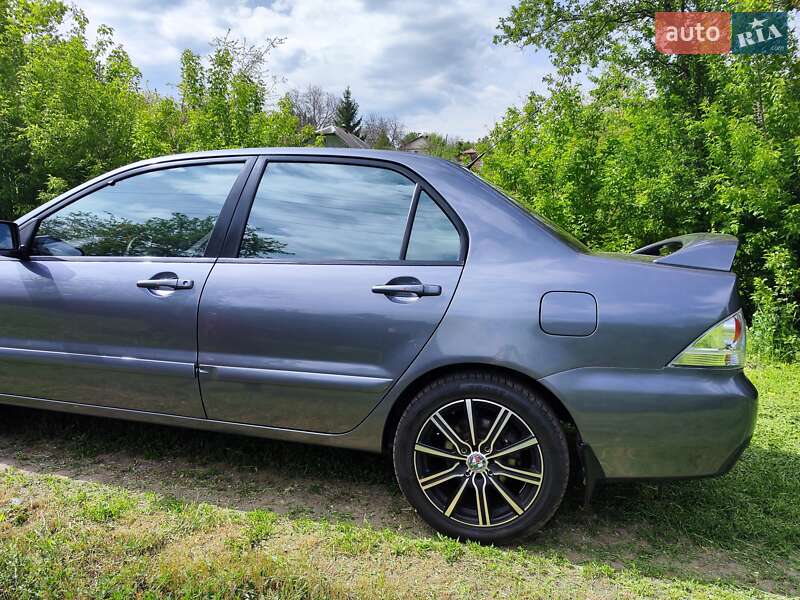 Седан Mitsubishi Lancer 2007 в Харькове
