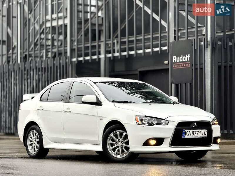 Mitsubishi Lancer 2013