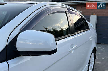 Седан Mitsubishi Lancer 2011 в 