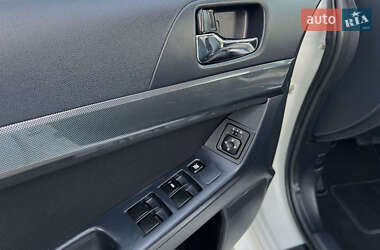 Седан Mitsubishi Lancer 2011 в 