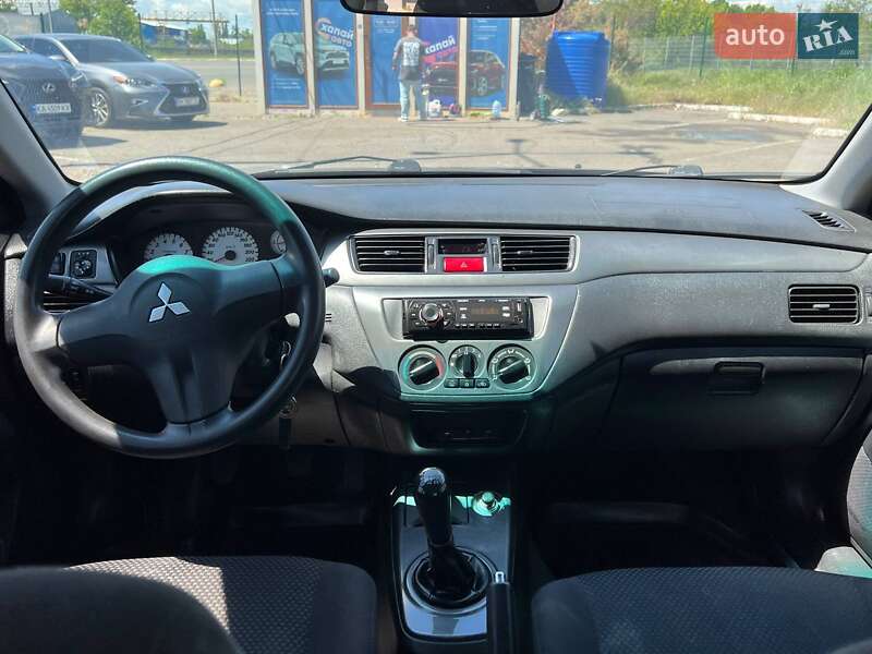 Седан Mitsubishi Lancer 2006 в Одесі