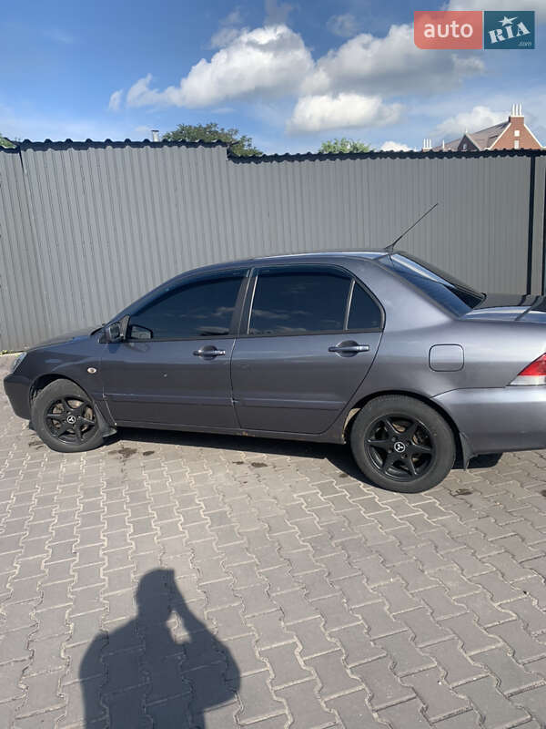Седан Mitsubishi Lancer 2006 в Кам'янському
