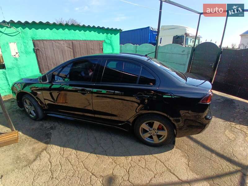 Седан Mitsubishi Lancer 2007 в Еланце