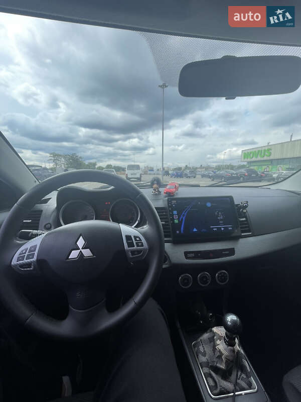 Седан Mitsubishi Lancer 2007 в Києві