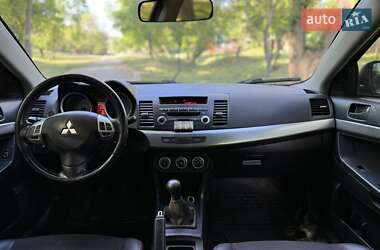 Хэтчбек Mitsubishi Lancer 2009 в 