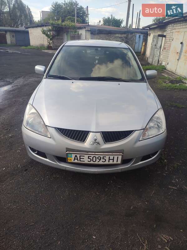 Седан Mitsubishi Lancer 2005 в 