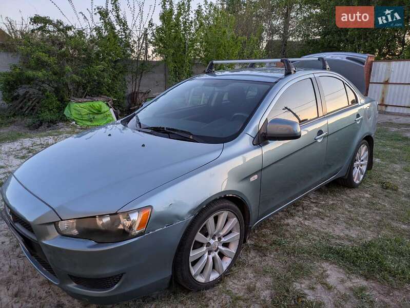 Седан Mitsubishi Lancer 2009 в Києві
