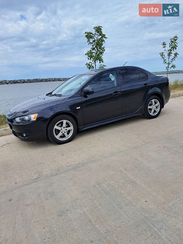 Седан Mitsubishi Lancer 2008 в Николаеве