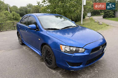 Седан Mitsubishi Lancer 2015 в Киеве