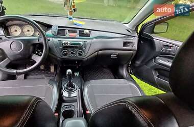 Седан Mitsubishi Lancer 2004 в 