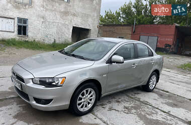 Седан Mitsubishi Lancer 2013 в 