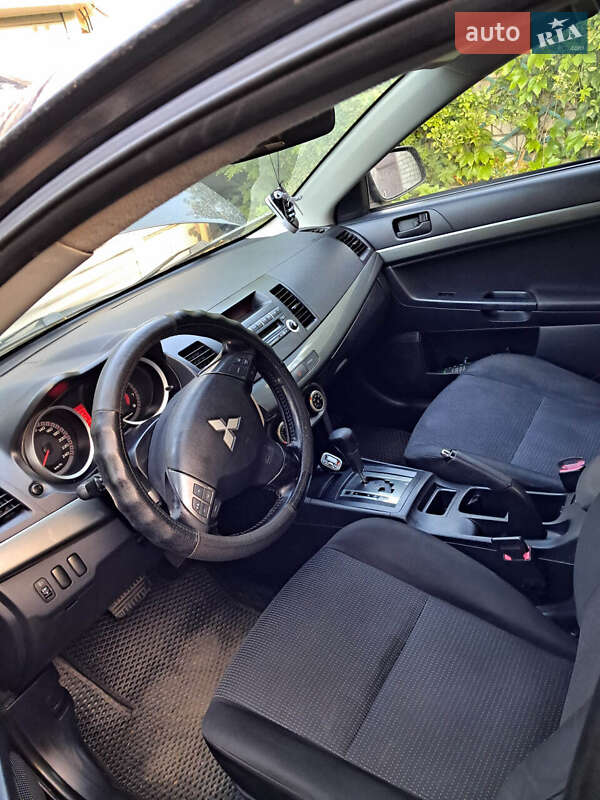Седан Mitsubishi Lancer 2008 в Николаеве