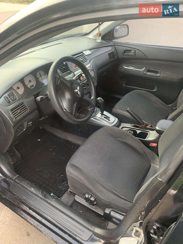 Седан Mitsubishi Lancer 2007 в Прилуках
