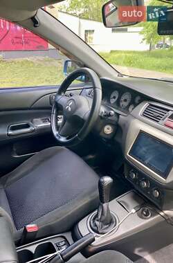 Седан Mitsubishi Lancer 2006 в 