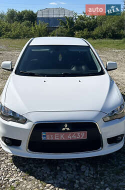 Хетчбек Mitsubishi Lancer 2012 в 