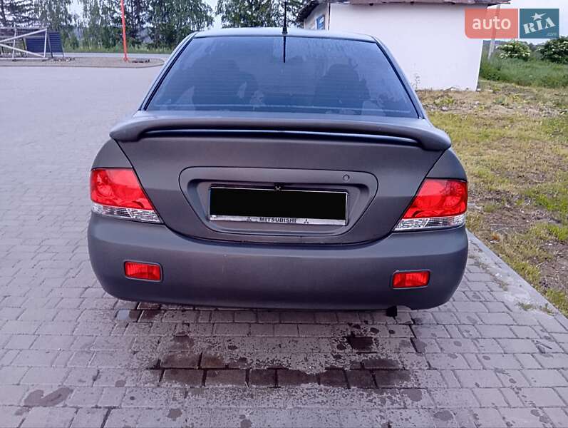 Седан Mitsubishi Lancer 2007 в Ивано-Франковске фото 2 Седан Mitsubishi Lancer 2007 в Ивано-Франковске