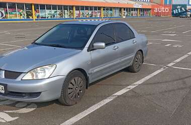 Седан Mitsubishi Lancer 2005 в Киеве