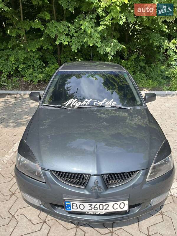 Седан Mitsubishi Lancer 2004 в Тернополе
