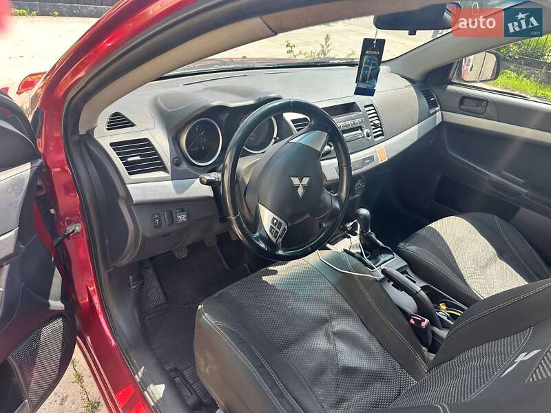 Седан Mitsubishi Lancer 2011 в Криничках