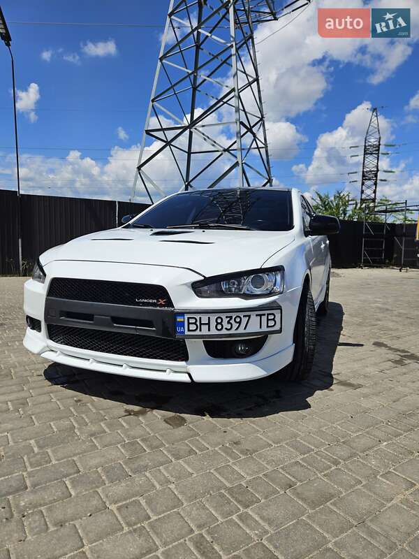 Хэтчбек Mitsubishi Lancer 2009 в Одессе