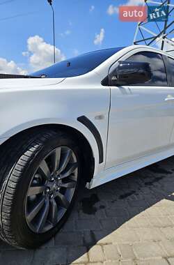 Хэтчбек Mitsubishi Lancer 2009 в 