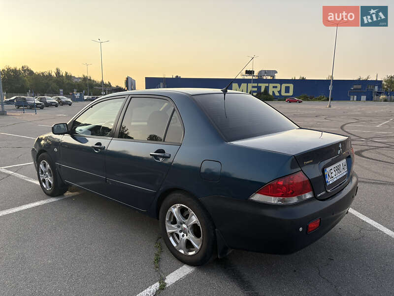 Седан Mitsubishi Lancer 2008 в Днепре