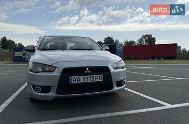 Седан Mitsubishi Lancer 2011 в Києві