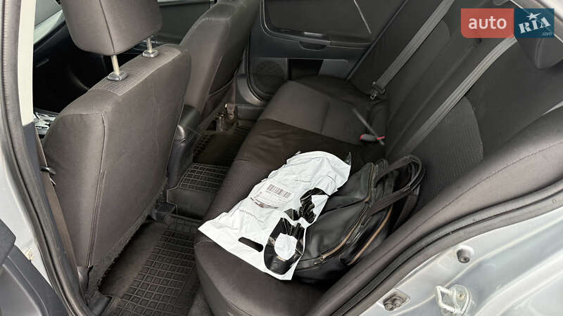 Седан Mitsubishi Lancer 2011 в Києві фото 11 Седан Mitsubishi Lancer 2011 в Києві